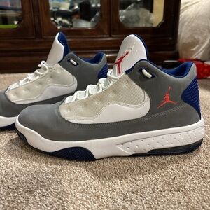 Jordan Max Aura 2 Grey Royal Blue